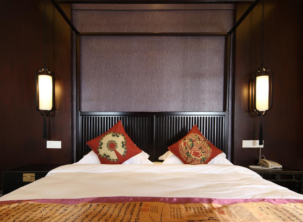 Floral Hotel - Yuexiang Inn Wuzhen เจียซิง ภายนอก รูปภาพ