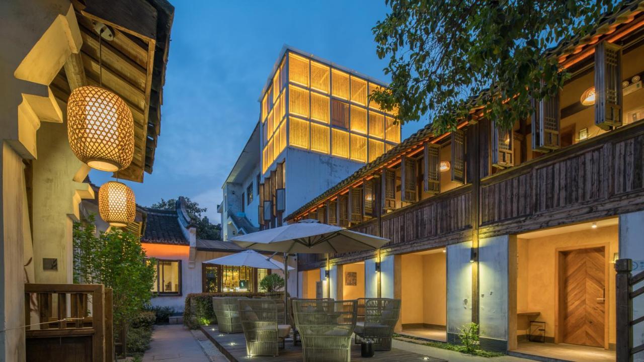 Floral Hotel - Yuexiang Inn Wuzhen เจียซิง ภายนอก รูปภาพ