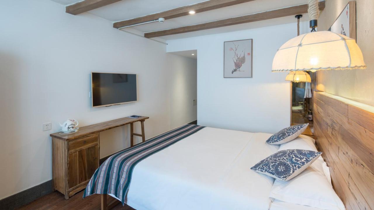 Floral Hotel - Yuexiang Inn Wuzhen เจียซิง ภายนอก รูปภาพ